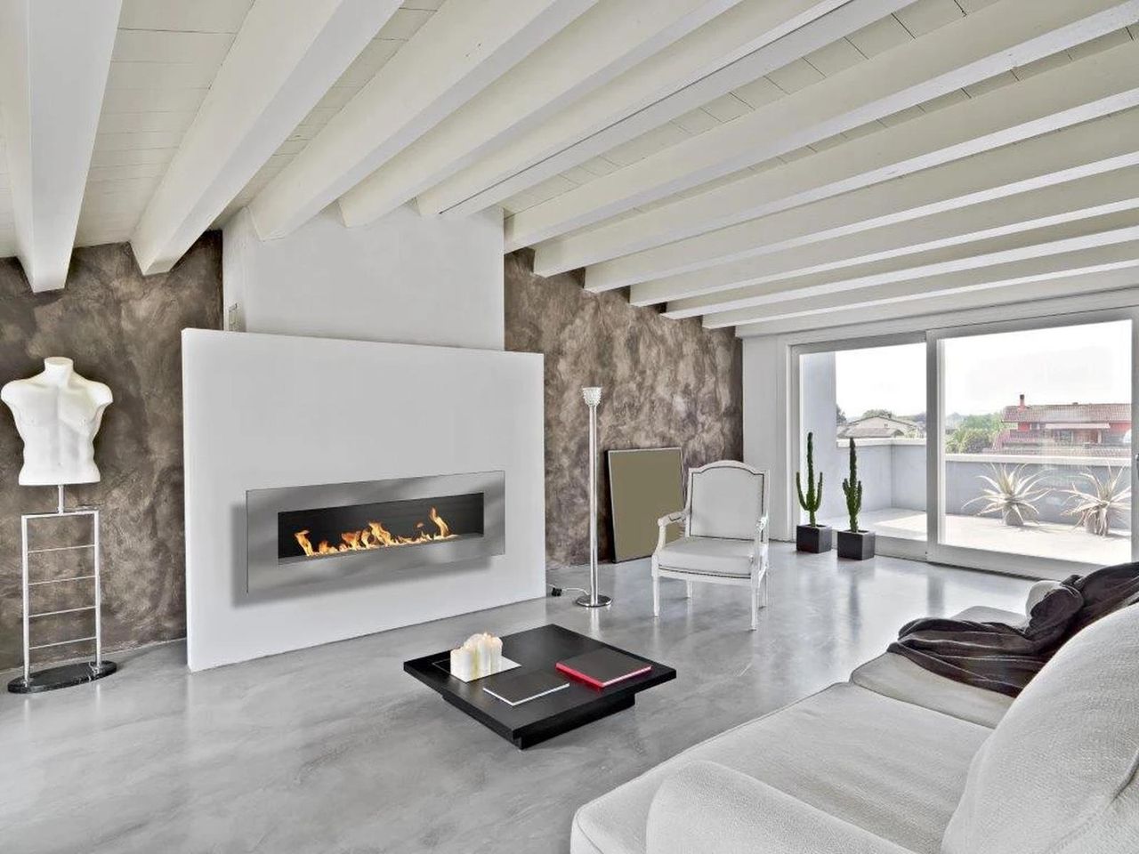 Icon Fires Icon Fires Nero 1750 Wandkamin, Stahl, 175 cm, Bioethanol, einstellbare Flamme, 9 Stunden Brenndauer, 9,8 kW