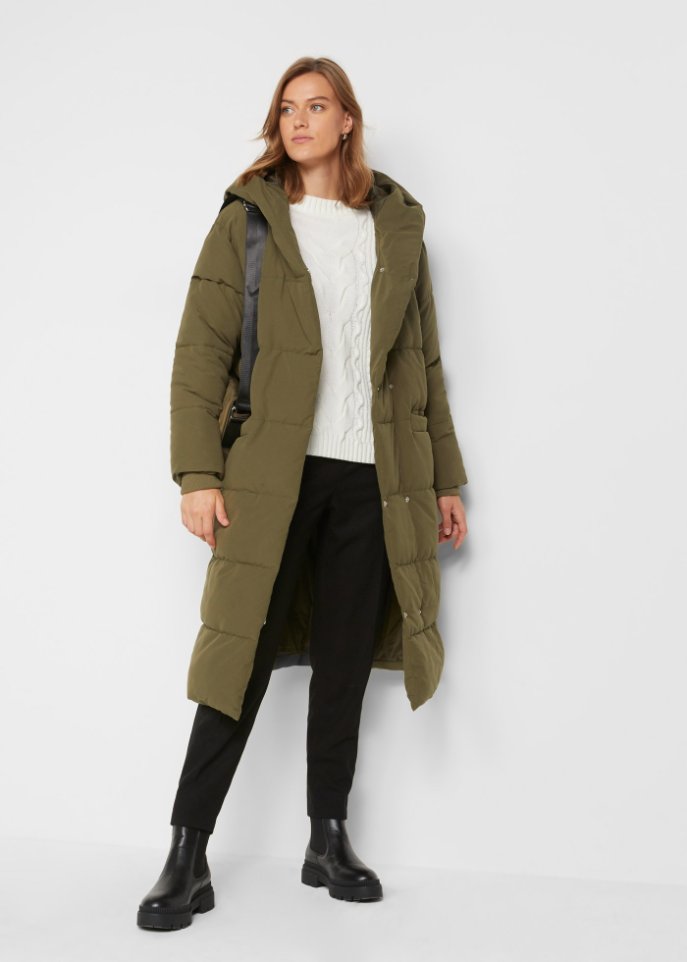 Wattierter Oversize-Mantel mit Kapuze, aus recyceltem Polyester