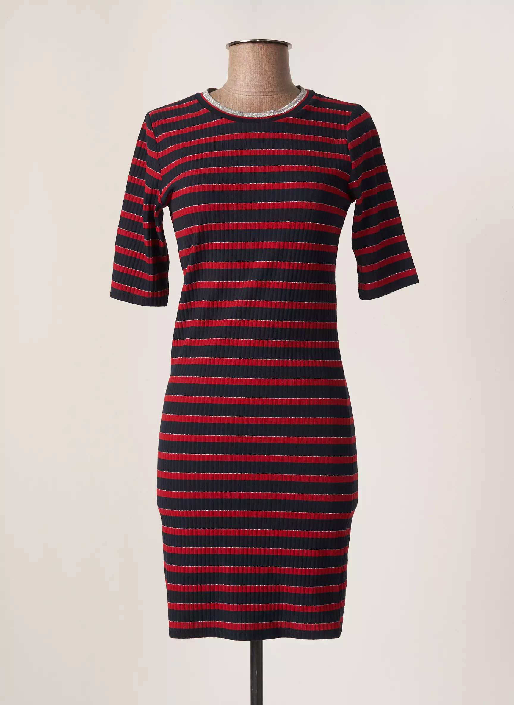 Only Robes Courtes Femme couleur rouge