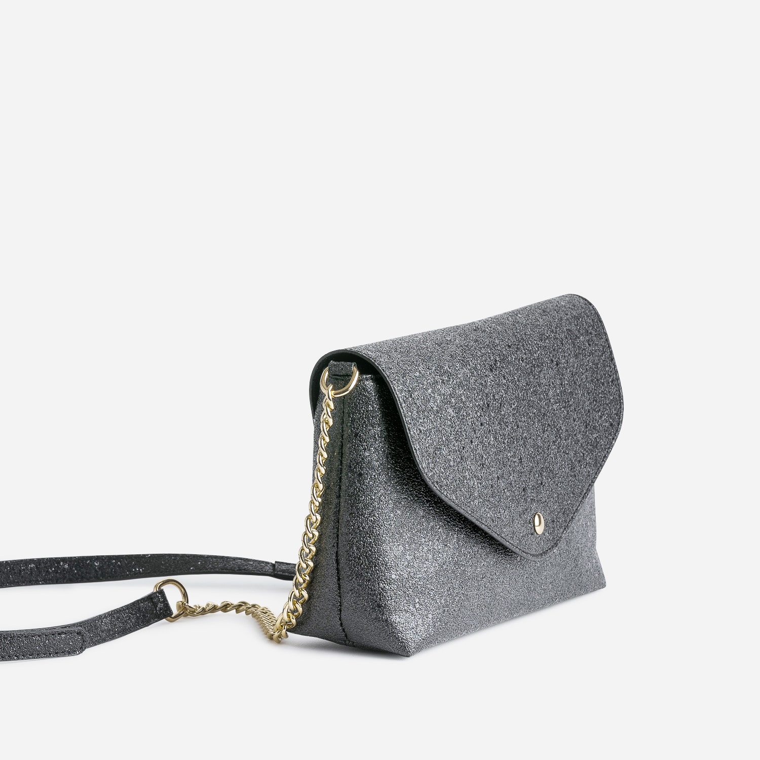 Sac bandoulière noir reliefé forme enveloppe