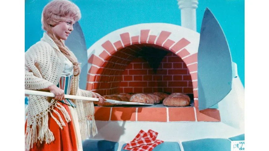 Frau Holle (1963) (Filmjuwelen / DEFA-Märchen)