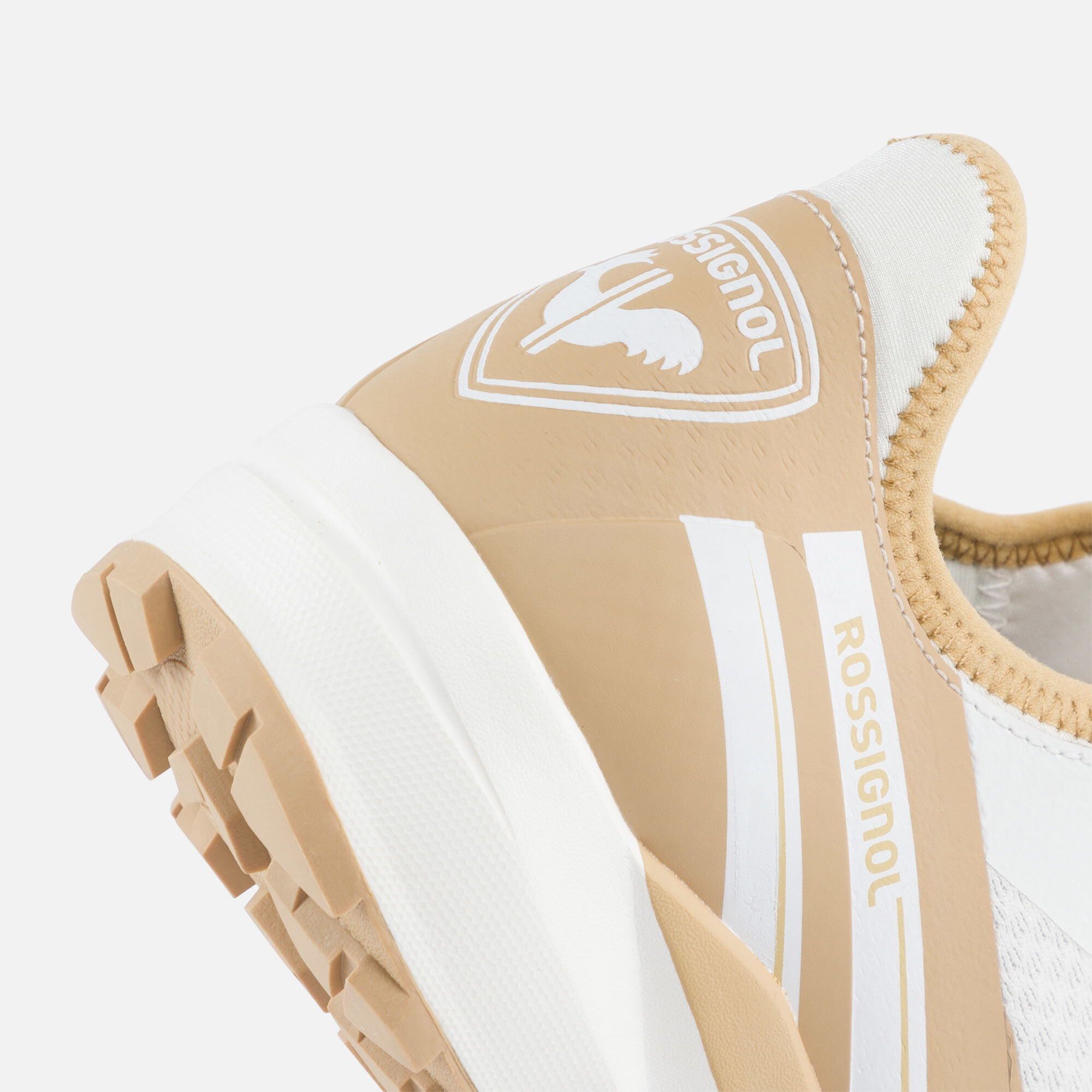 Chaussures Active outdoor légères blanches femme