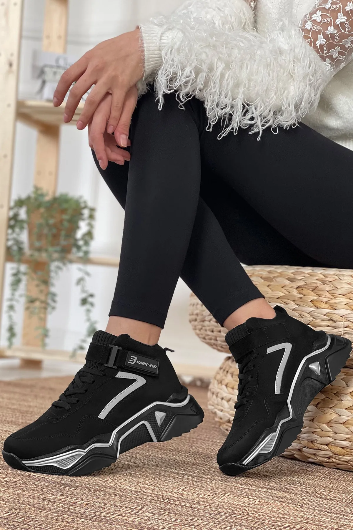 DARK SEER  Schwarzer Damen-Sneaker
