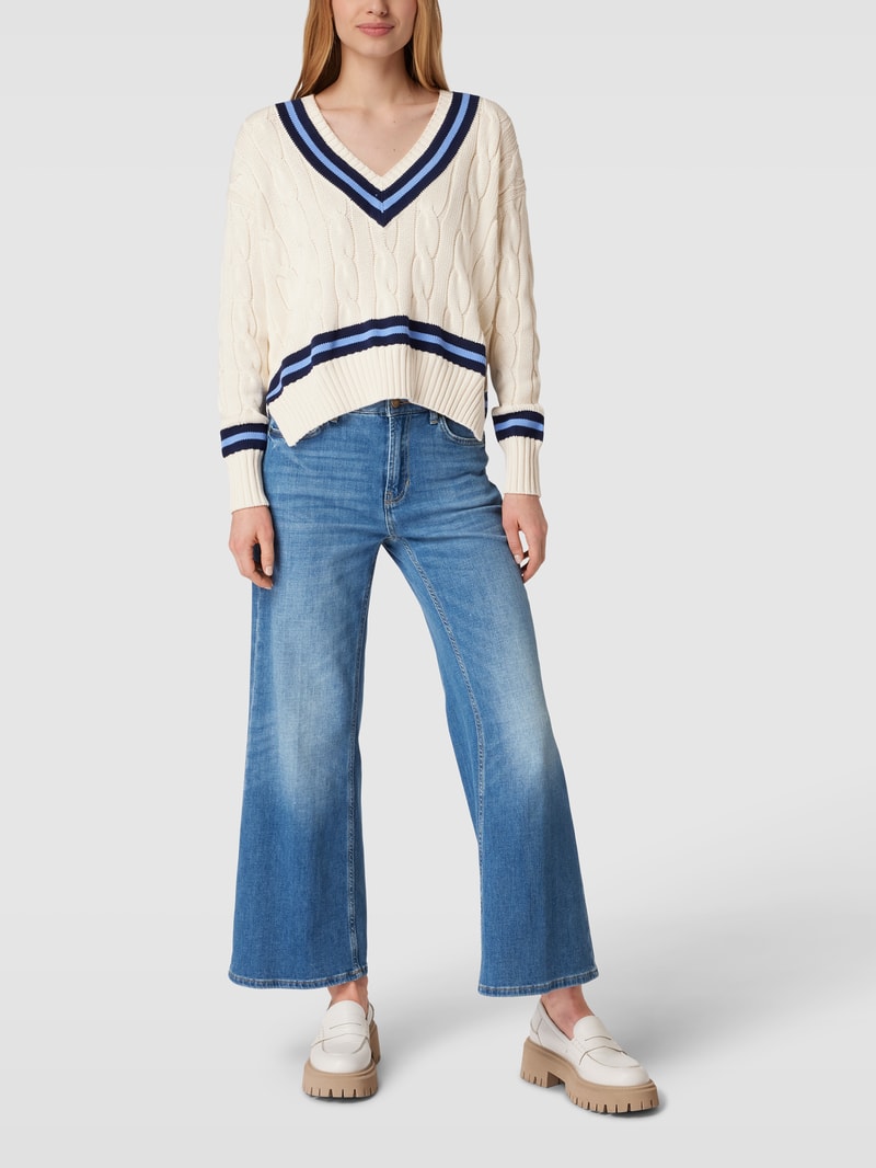 Jeans mit Label-Patch Modell 'FAE' in blau