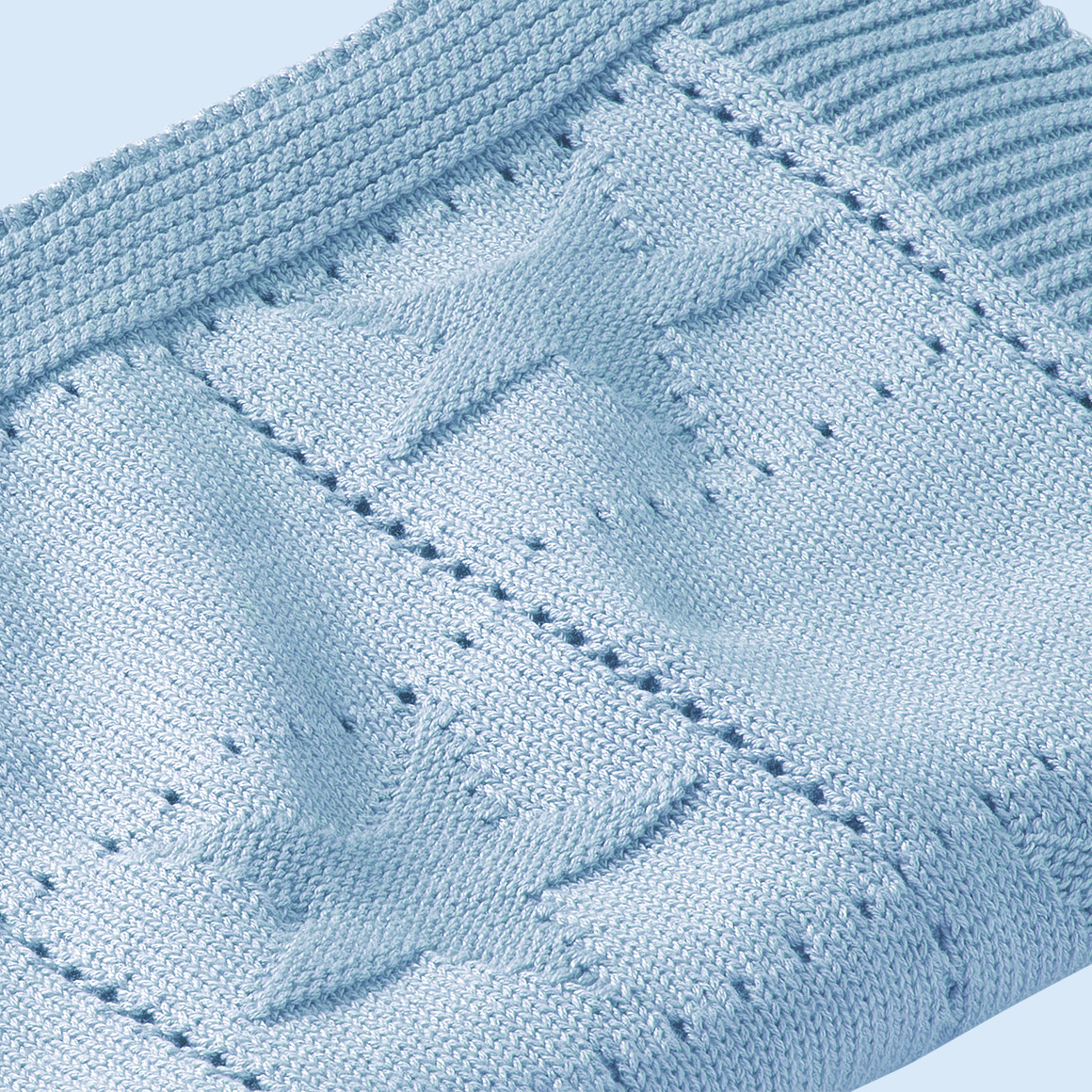 Strickdecke mit Sternen-Allover