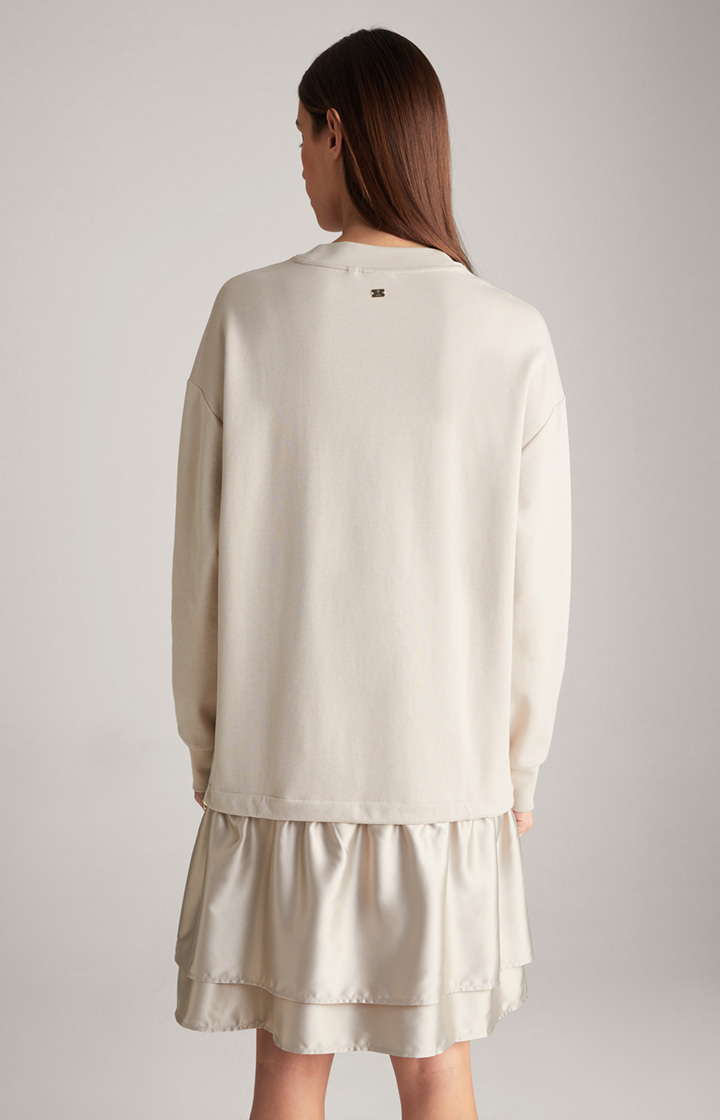 Kleid in Nude