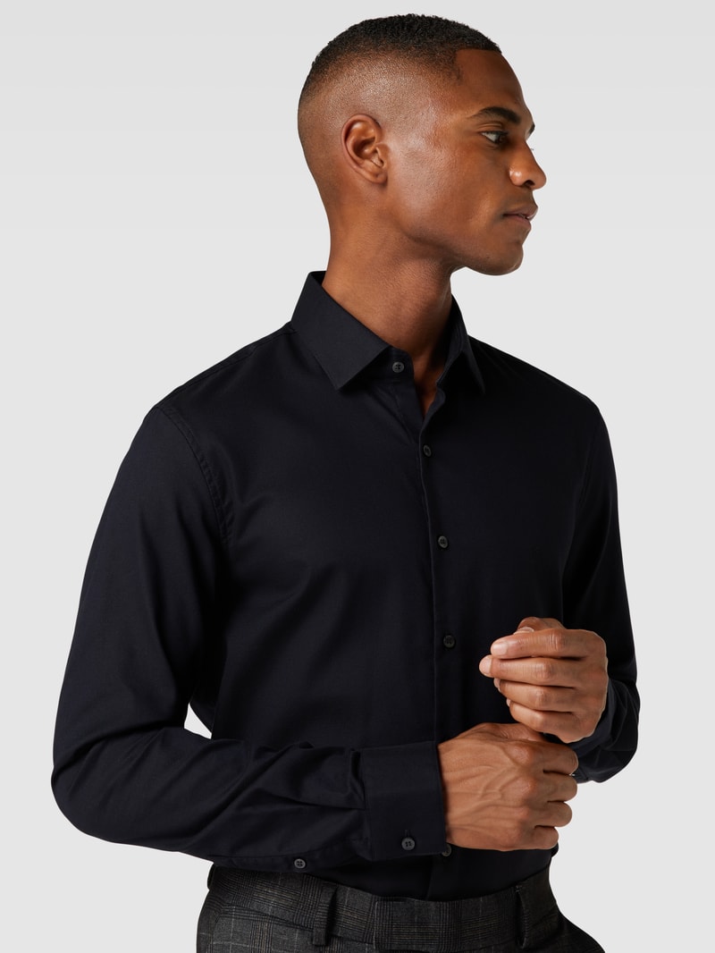 Slim Fit Business-Hemd mit Label-Stitching Modell 'Bari' in marineblau