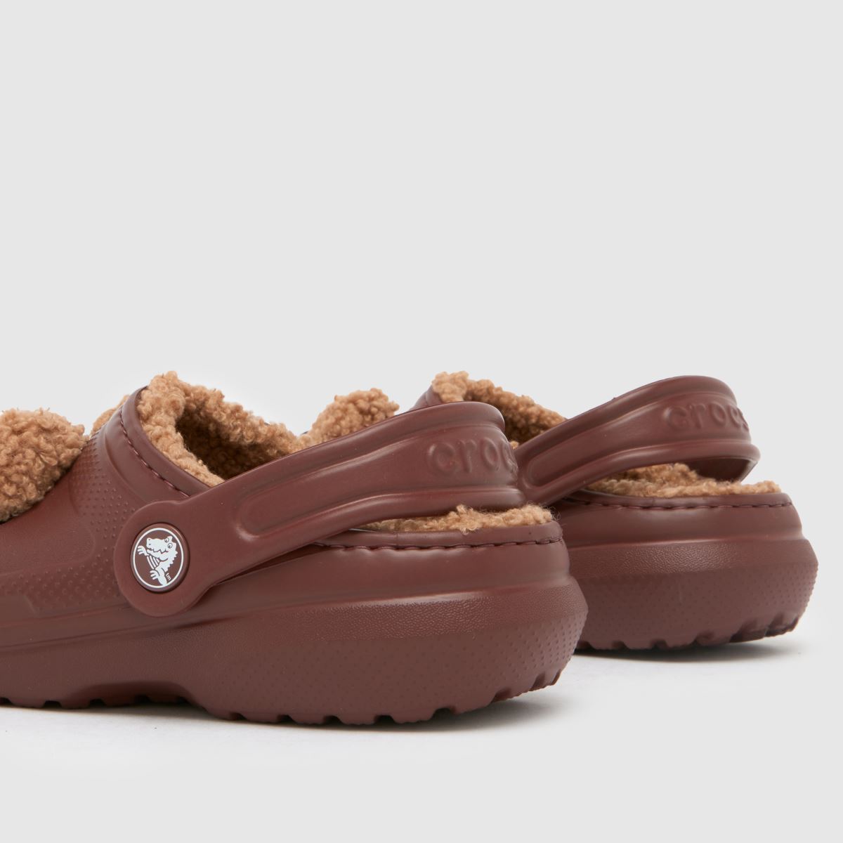 Crocs bruna multifärgade klassiska fodrade träskor Junior sandaler