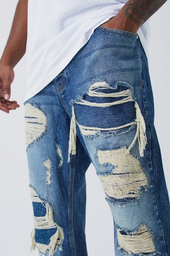 Plus gebleichte Slim-Fit Schlagjeans mit Rissen
