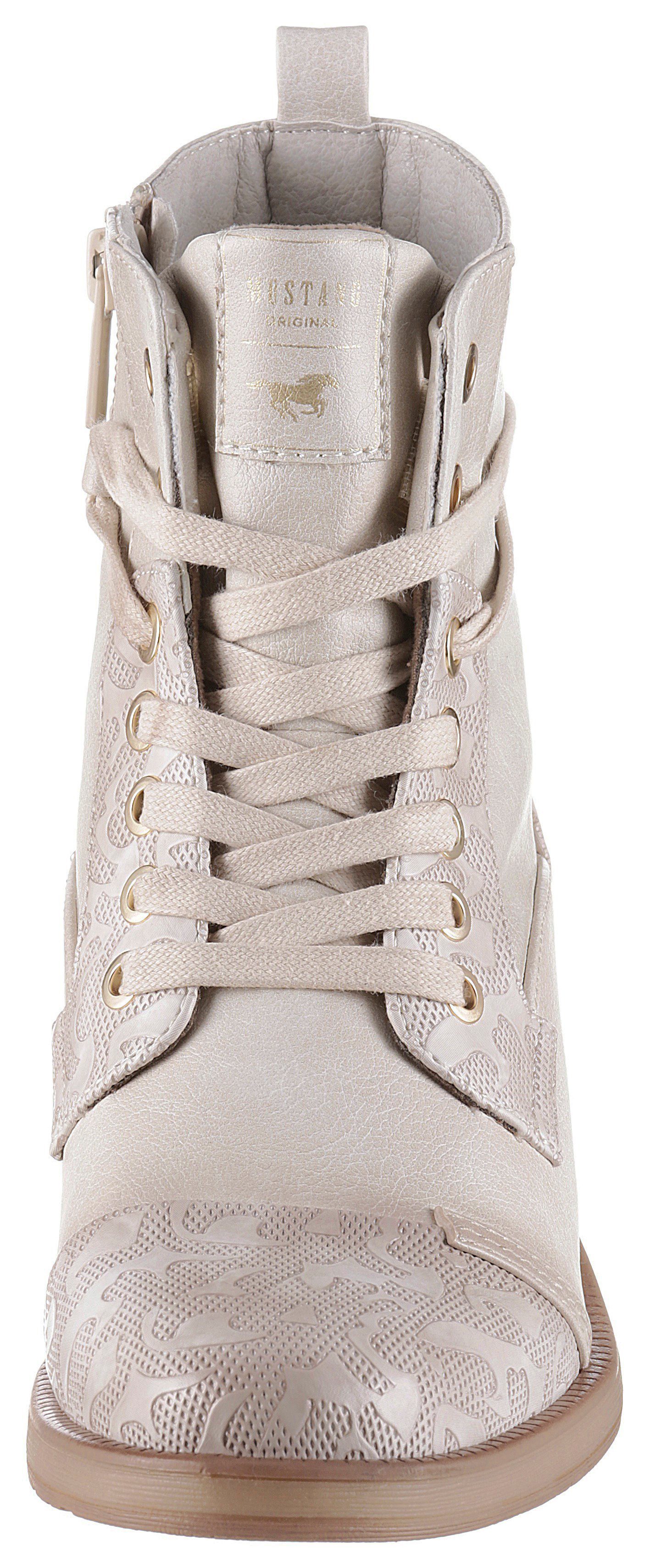 Mustang Shoes Schnürstiefelette mit schaftumspielender Schnürung