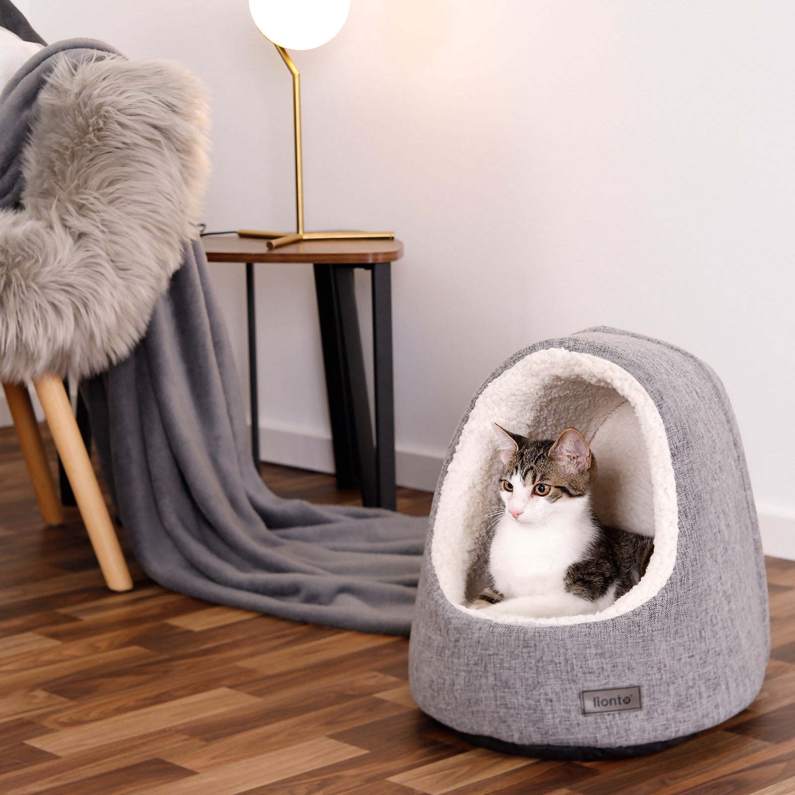 Lionto Katzenbetten & Katzensofas Lionto Katzenhöhle mit Wendekissen hellgrau