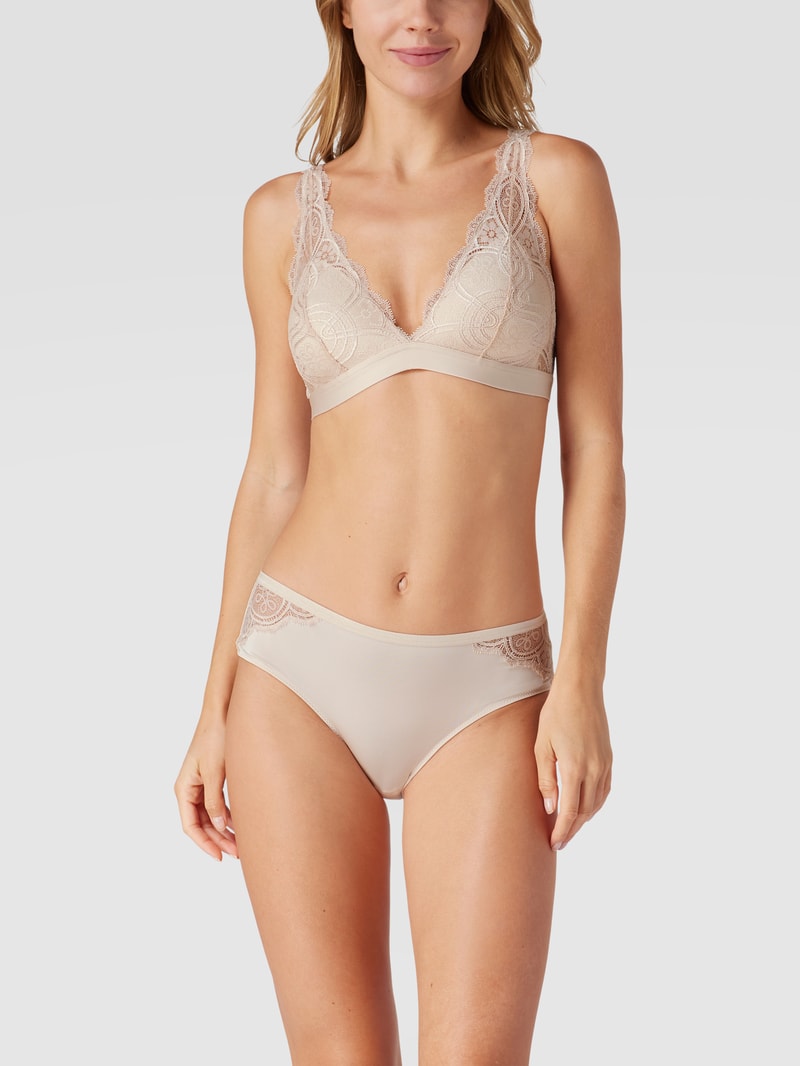 BH mit Stretch-Anteil und Spitzenbesatz Modell 'Poetry Fame' in beige