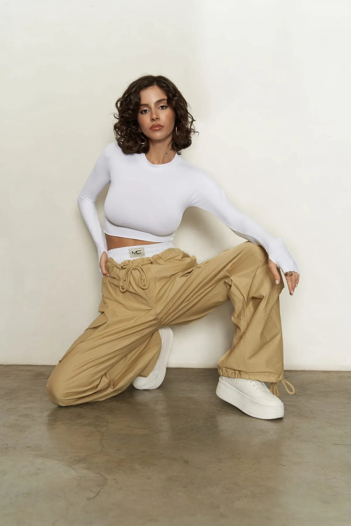 MAİ COLLECTİON  Galvin Boxer Detail dunkelbeige Fallschirmhose