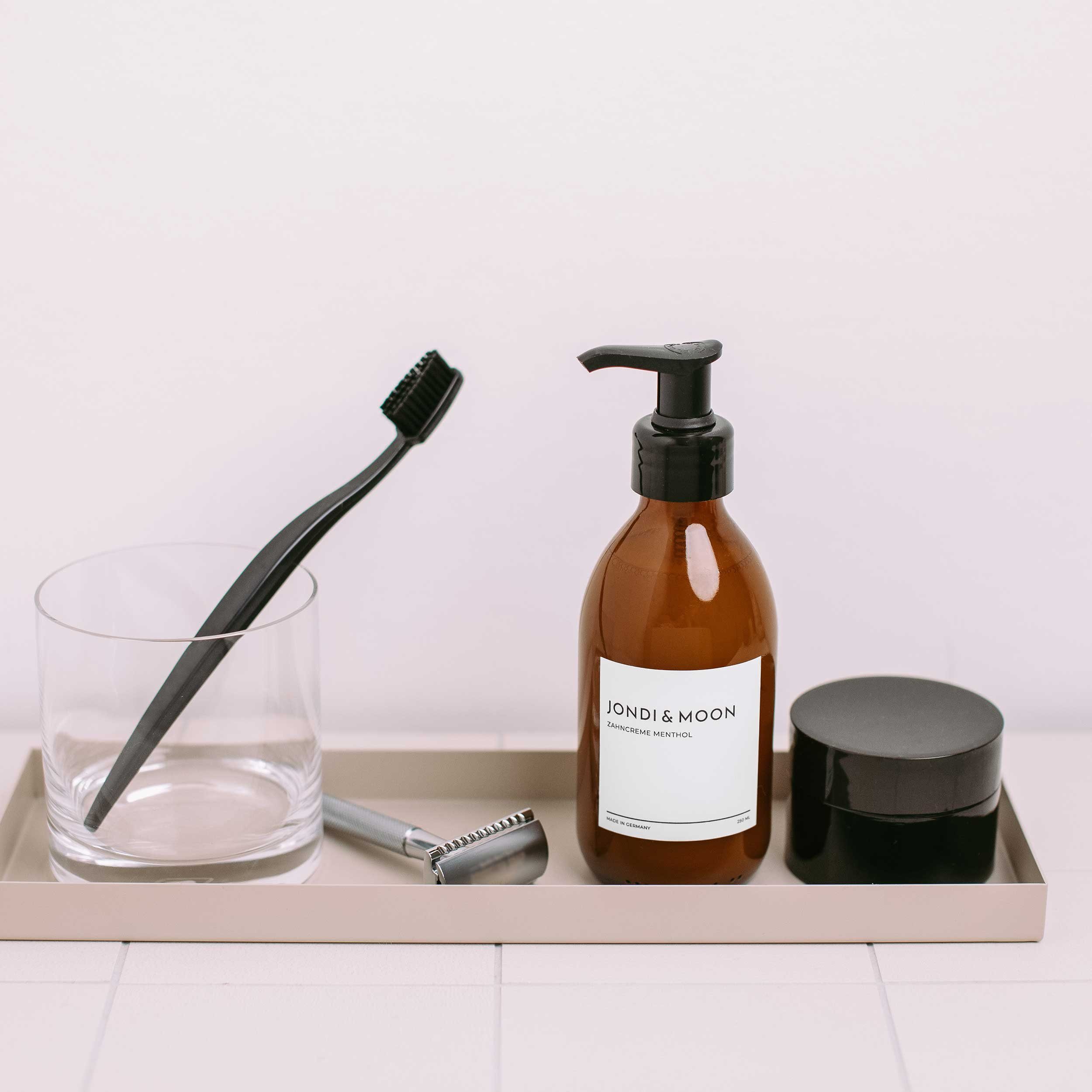 JONDI&MOON Zahnpasta Zahncreme Menthol 250ml, Nachfüllbare Zahncreme mit Fluorid, (ohne Parabene, PEG's oder Triclosane, kein Mikroplastik) Die erste nachfüllbare Zahn-Creme im recycelten Glasspender - Refill