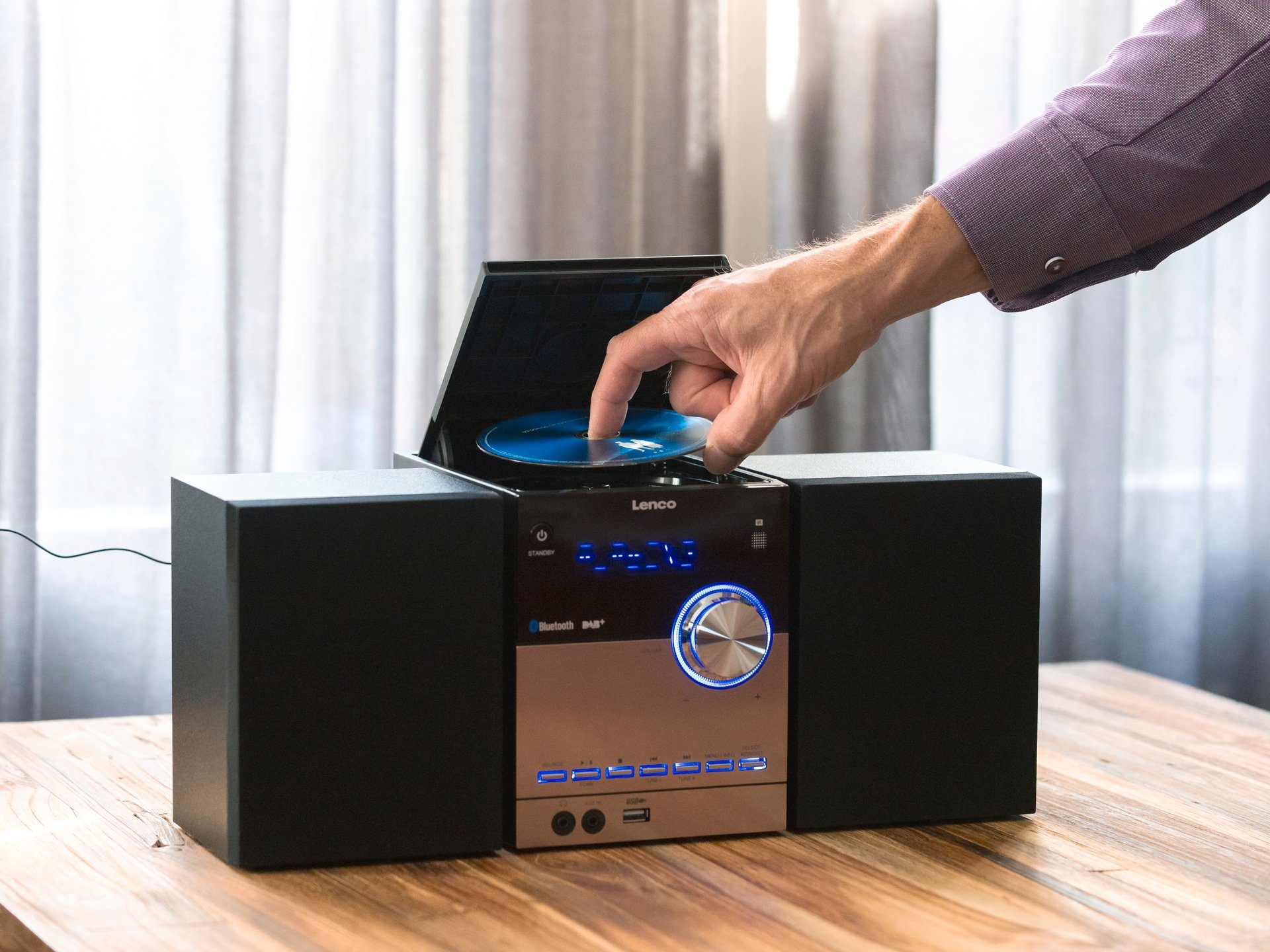 Lenco MC-150 Micro Stereoanlage mit DAB+, FM, CD, BT, USB Microanlage (Digitalradio (DAB), 10 W)