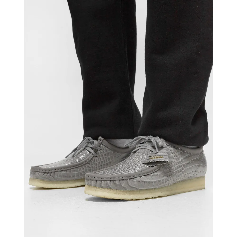 Clarks Wallabee 261765737 / grau