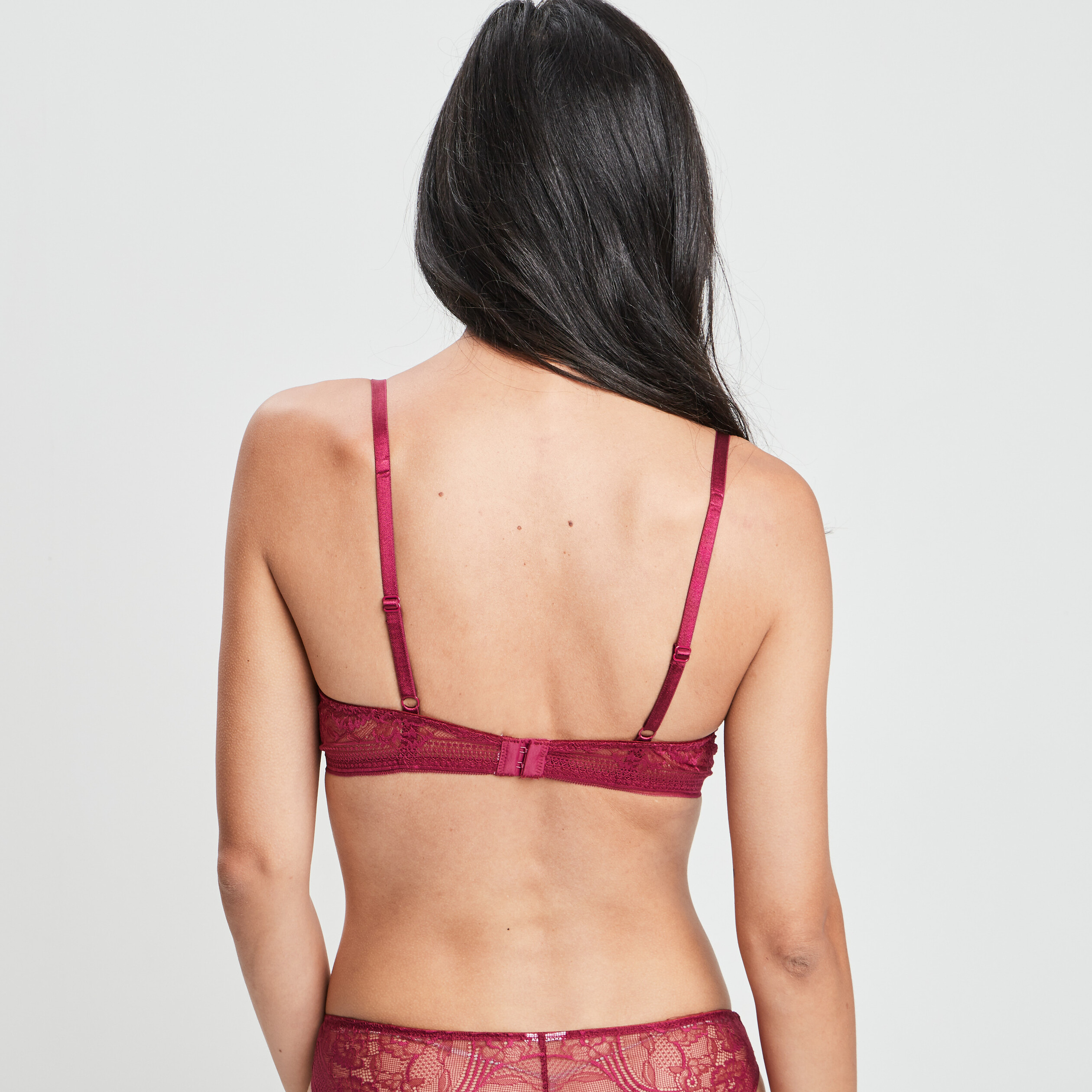 Soutien-gorge corbeille en dentelle rose framboise femme | La Halle