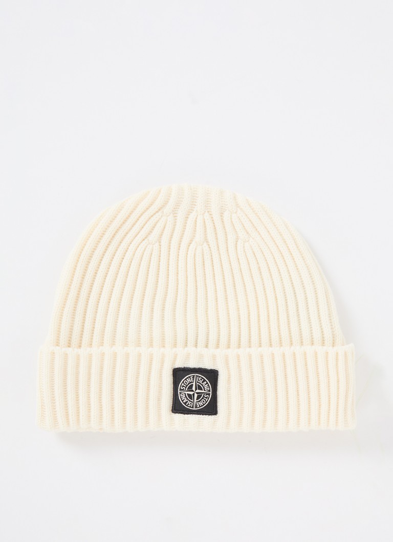 Czapka Stone Island N07C3 z dzianiny prążkowanej, wykonana z dziewiczej wełny.