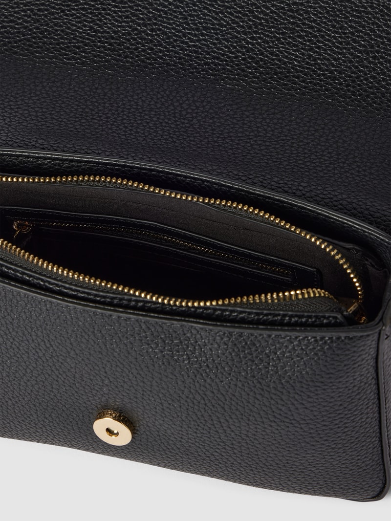 Umhängetasche mit Label-Detail in schwarz