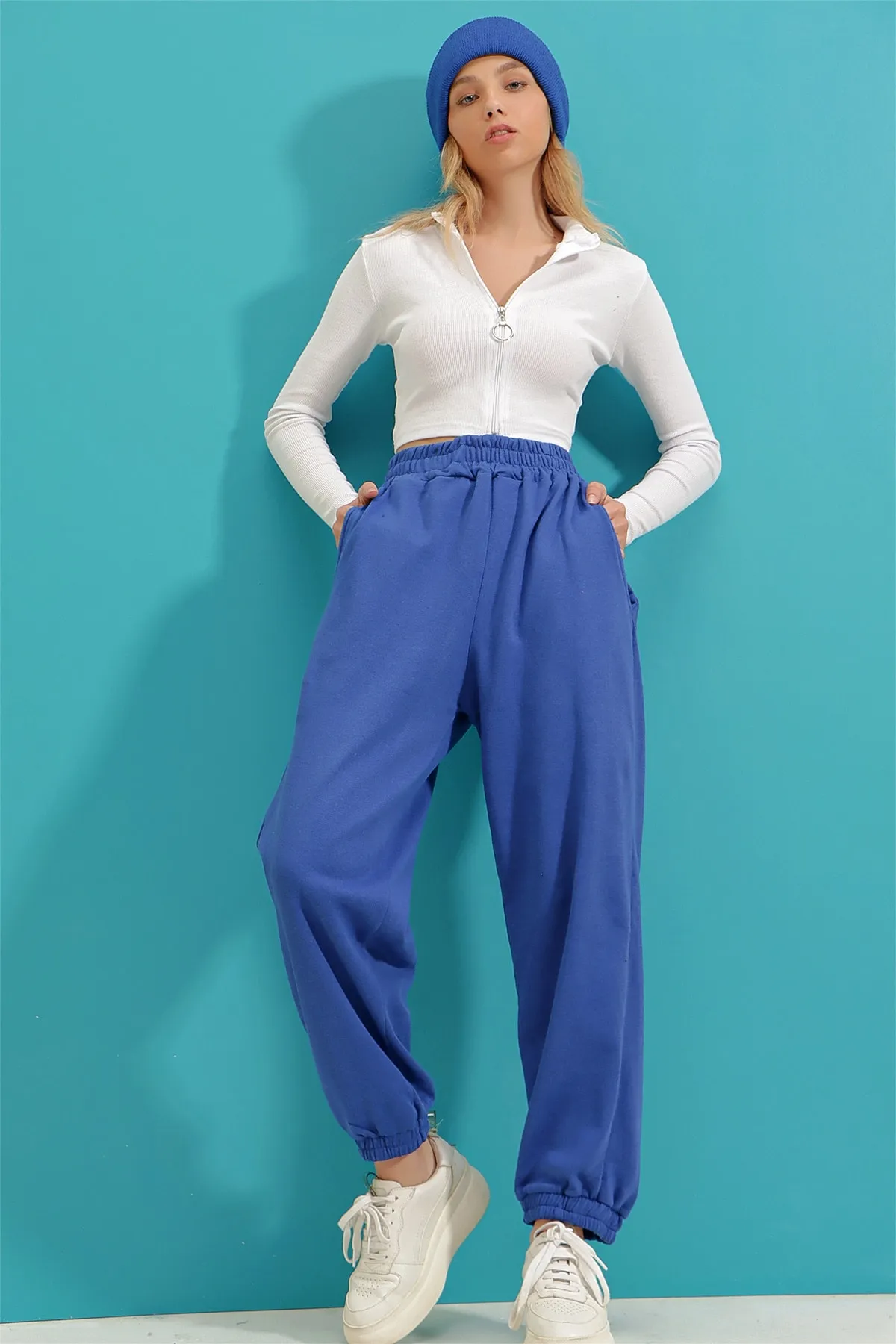 Trend Alaçatı Stili  Damen Saks Jogginghose mit hoher Taille, zwei Taschen, gerippter Innenseite, ALC-X9365