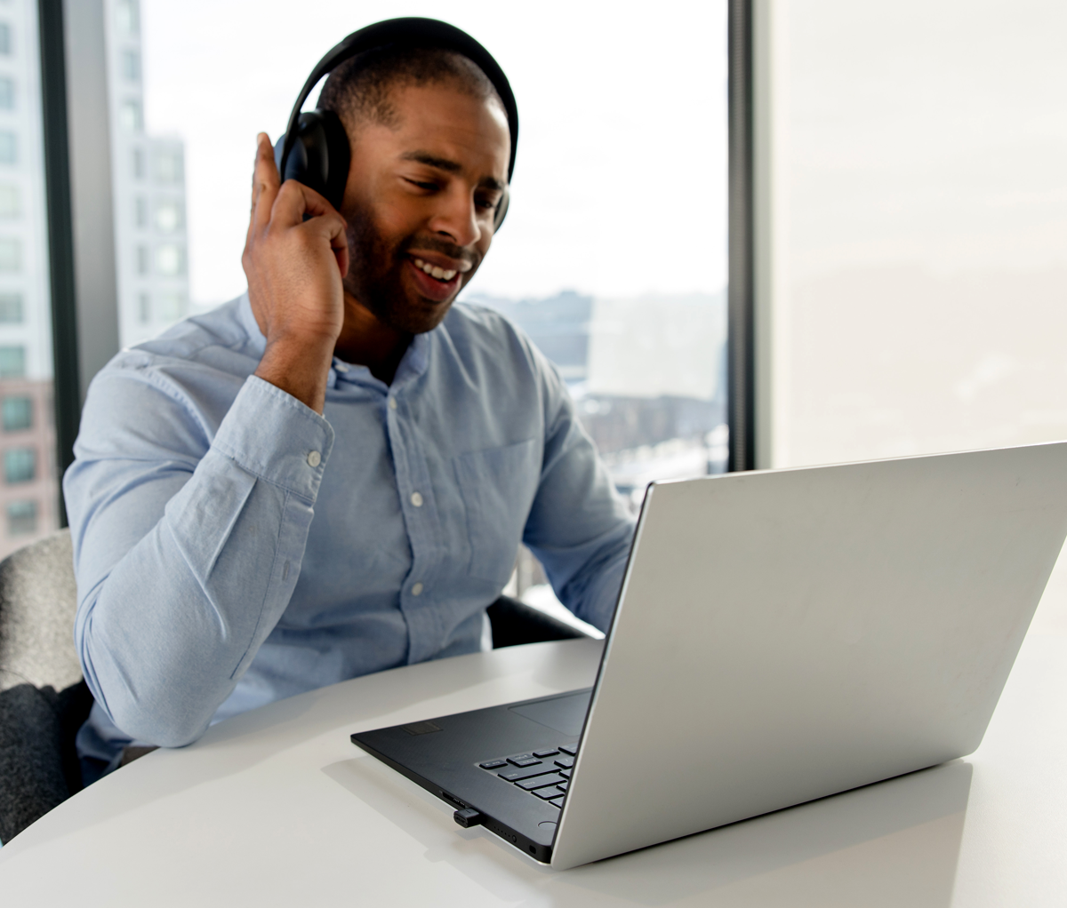Bose Noise Cancelling Headphones 700 UC