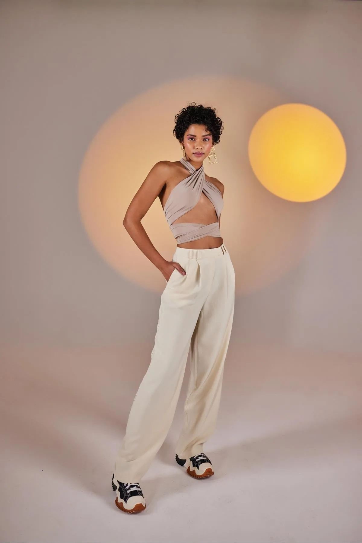 HOLLY LOLLY  Palasia-Hose aus Stoff mit hoher Taille im Palazzo-Schnitt, Beige