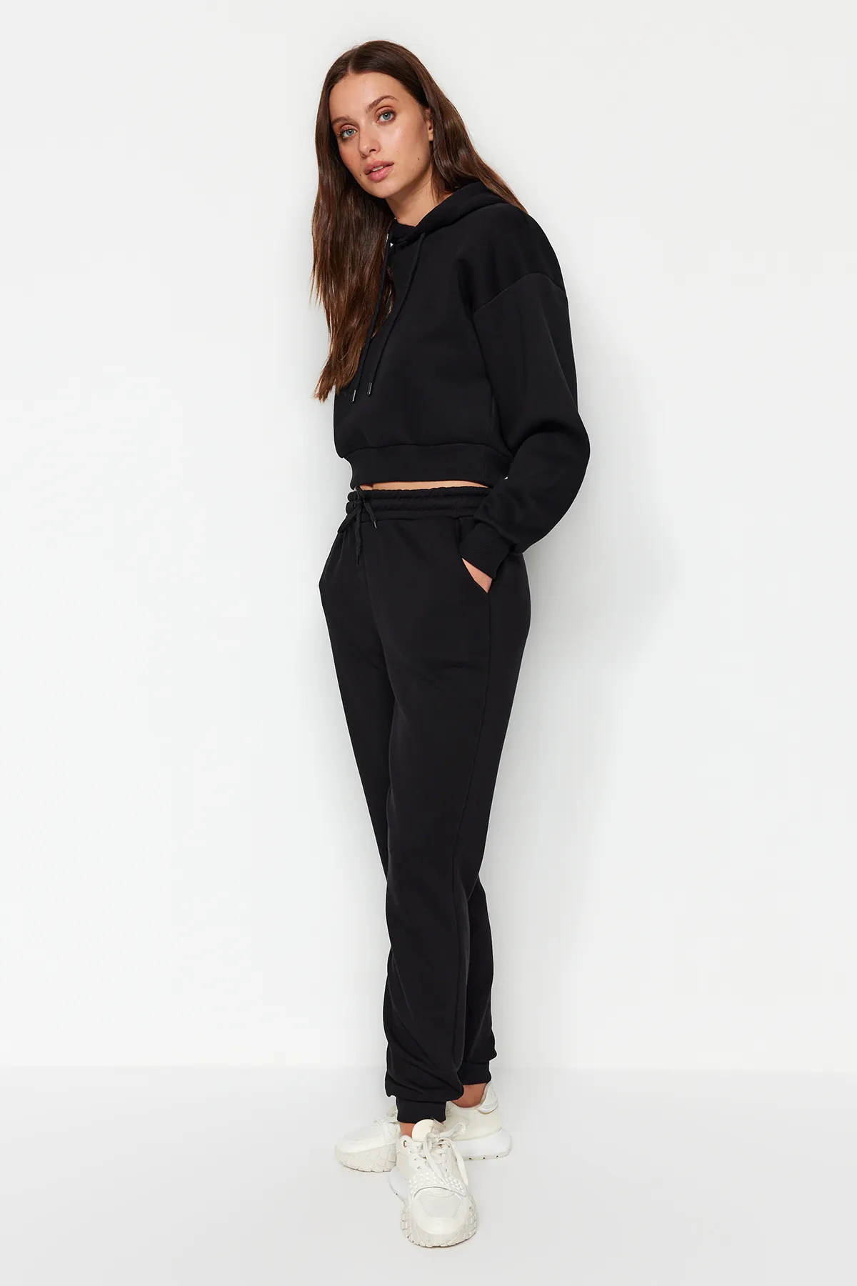 Trendyol Collection  Jogginghose - Schwarz - Loose Jogger