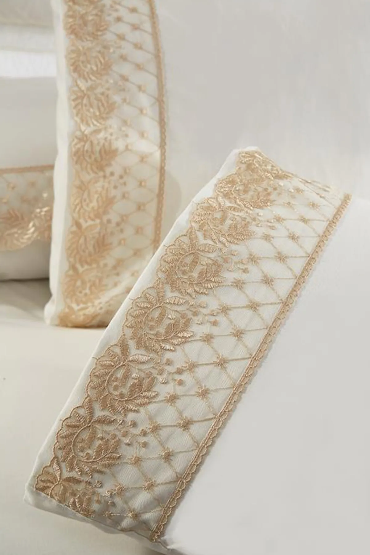 Çeyiz Diyarı  Bettwäsche-Set „Suzan Dowry“ mit französischer Spitze, Creme-Cappuccino