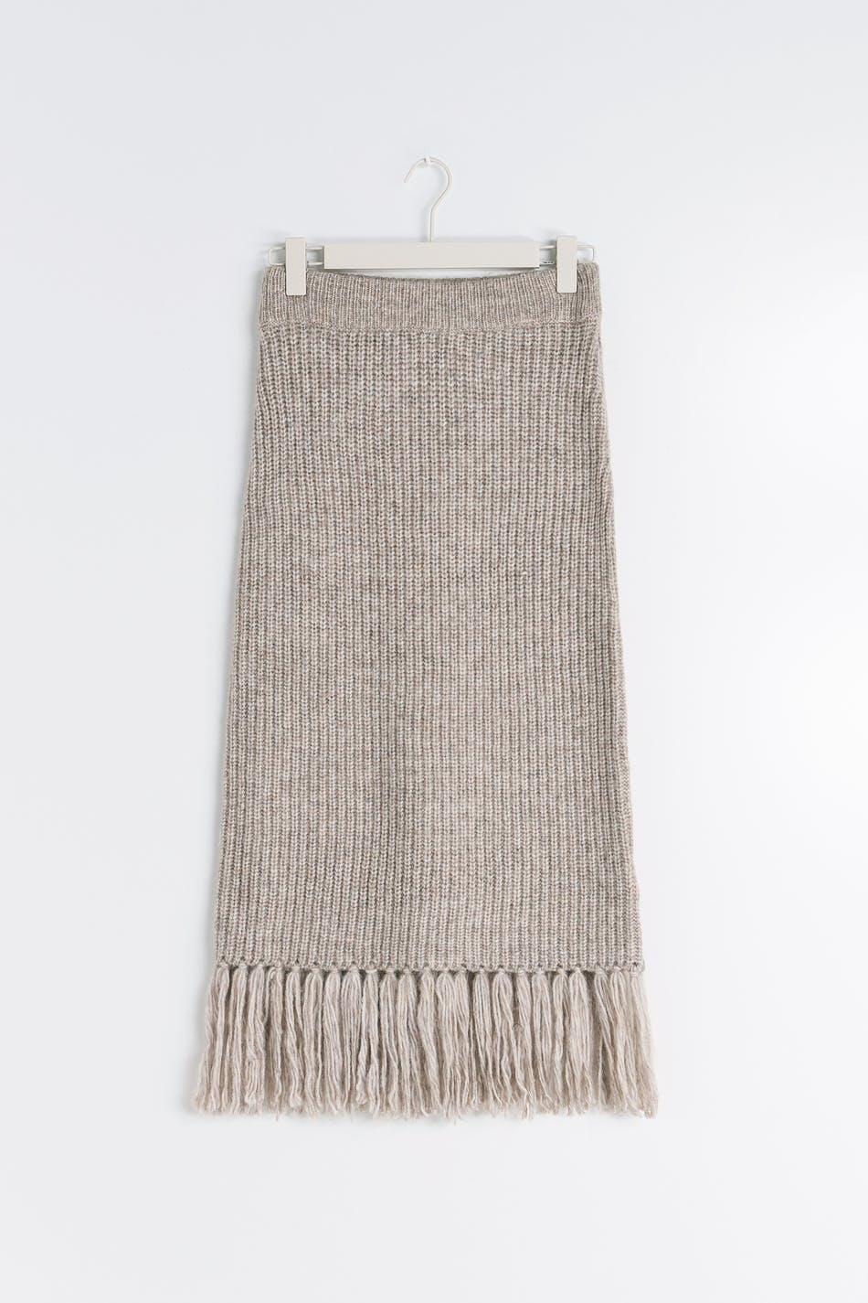 Knitted fringe skirt