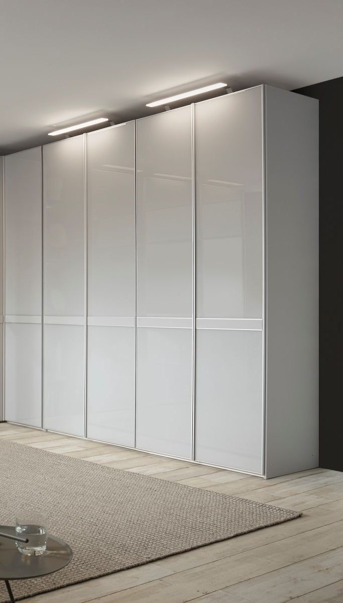 Staud Drehtürenschrank Sonate