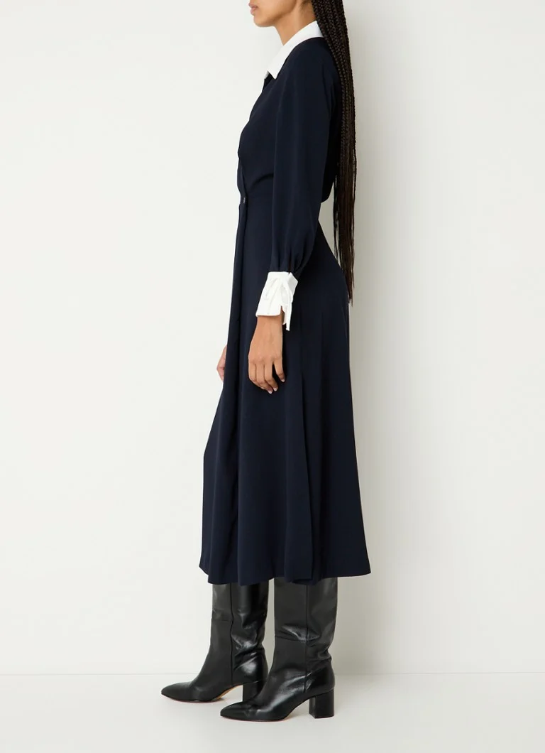 Vestido túnica midi de Claudie Pierlot con efecto cruzado y detalle de lazo.