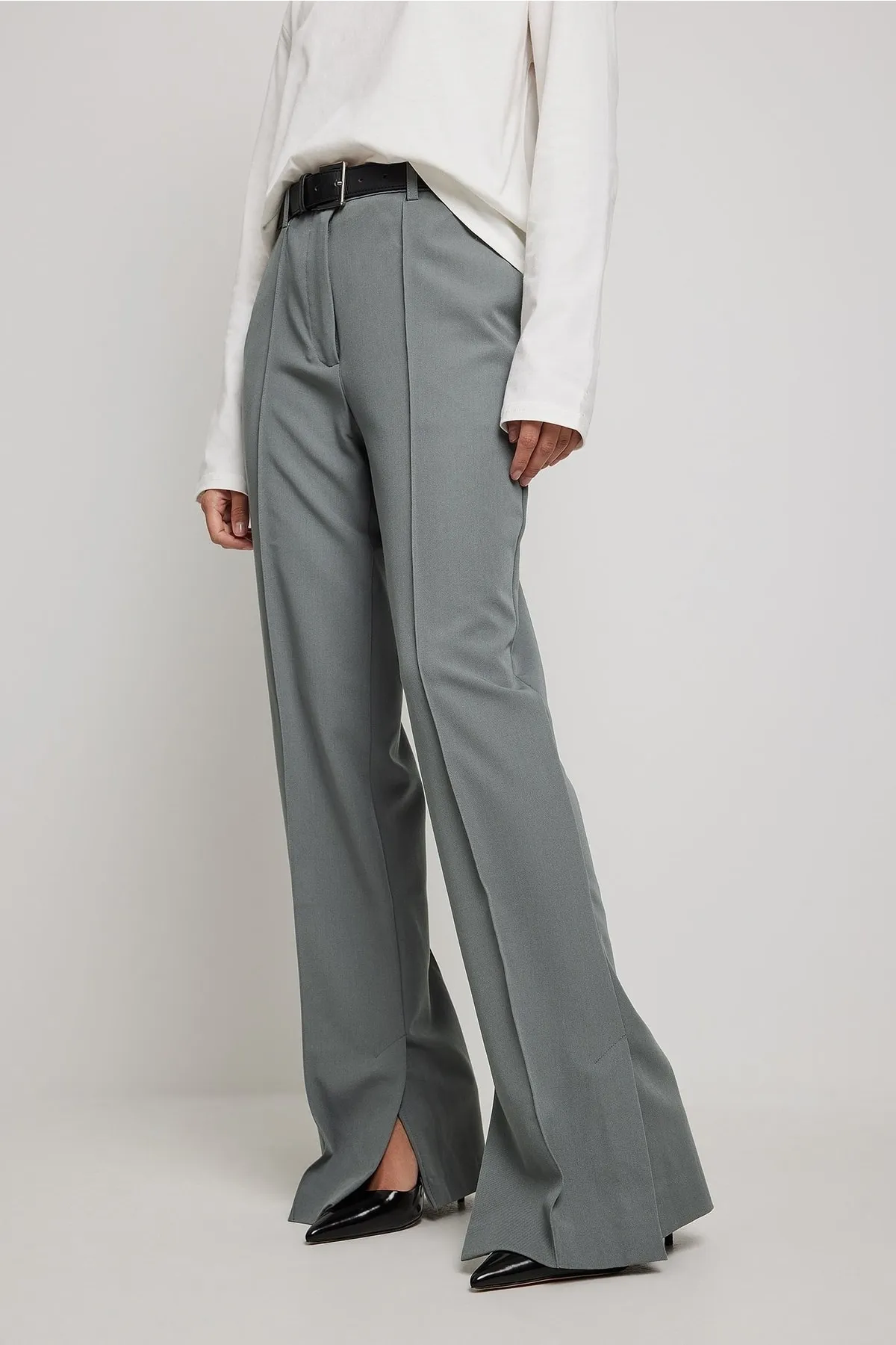 NA-KD  Maßgeschneiderte Hose mit Seitenschlitz
