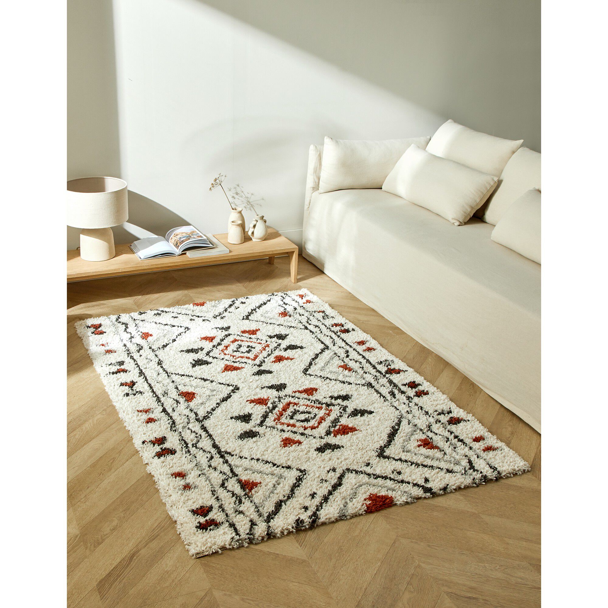 Tapis rectangulaire motif ethnique