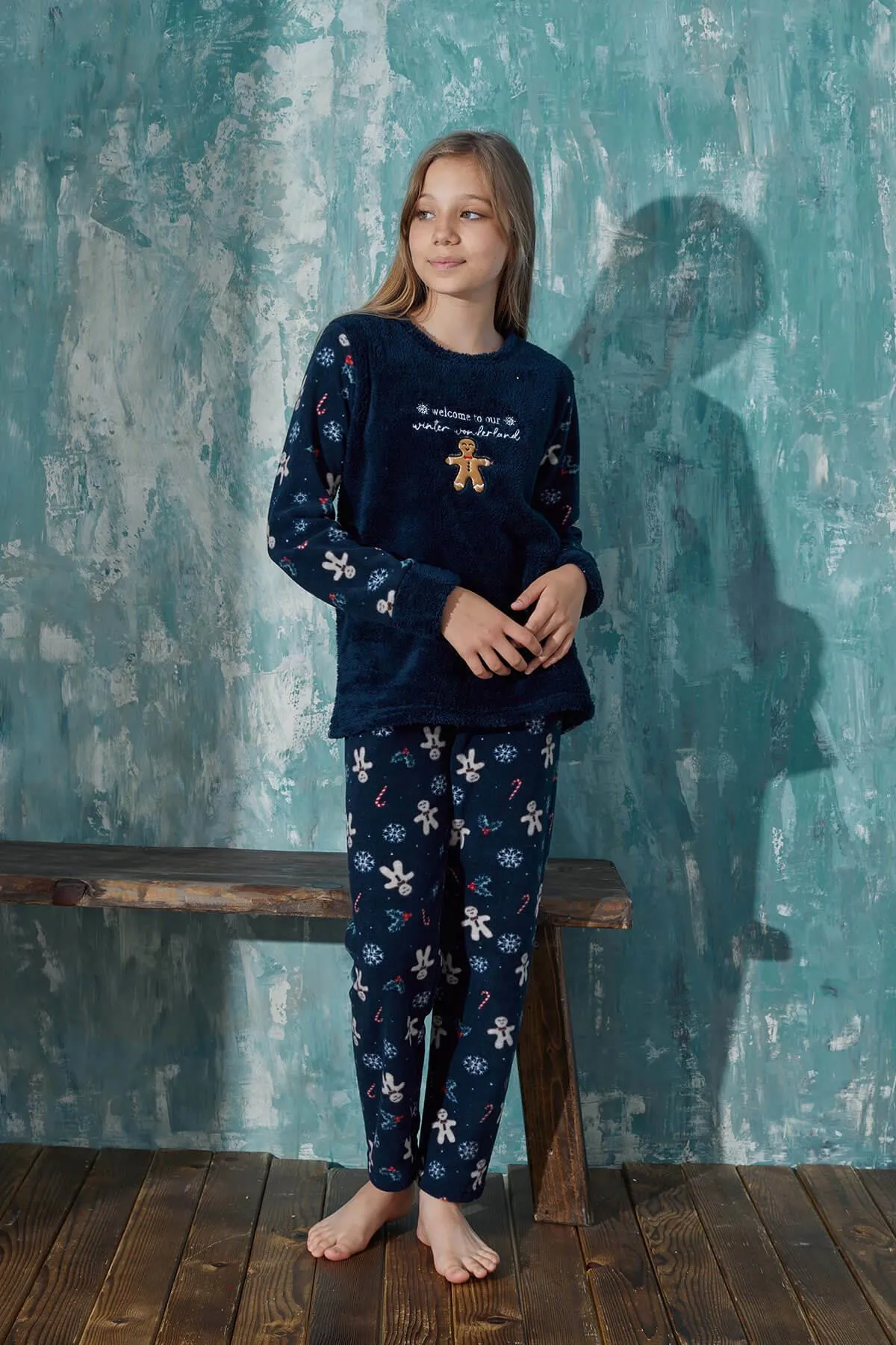 Pijamaevi  Marineblauer Wonderland-Plüsch-Mutter-Tochter-Familienpyjama – Mädchen-Set