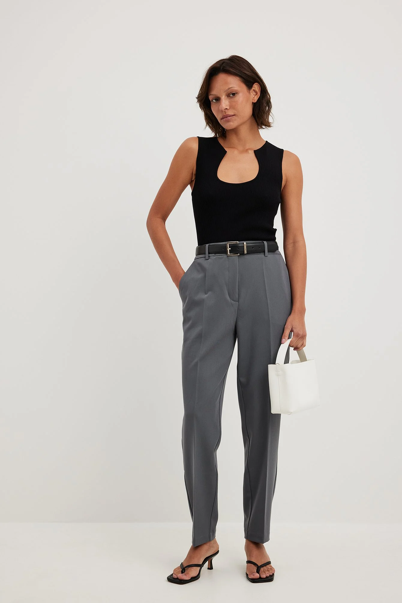 Gerade cropped Anzughose mit hoher Taille