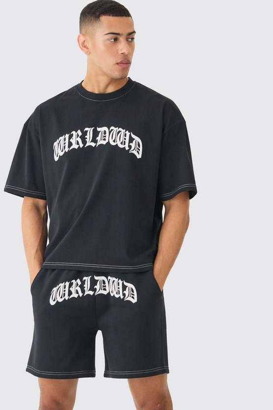 Kastiges Oversize T-Shirt mit Kontrast-Naht & Shorts