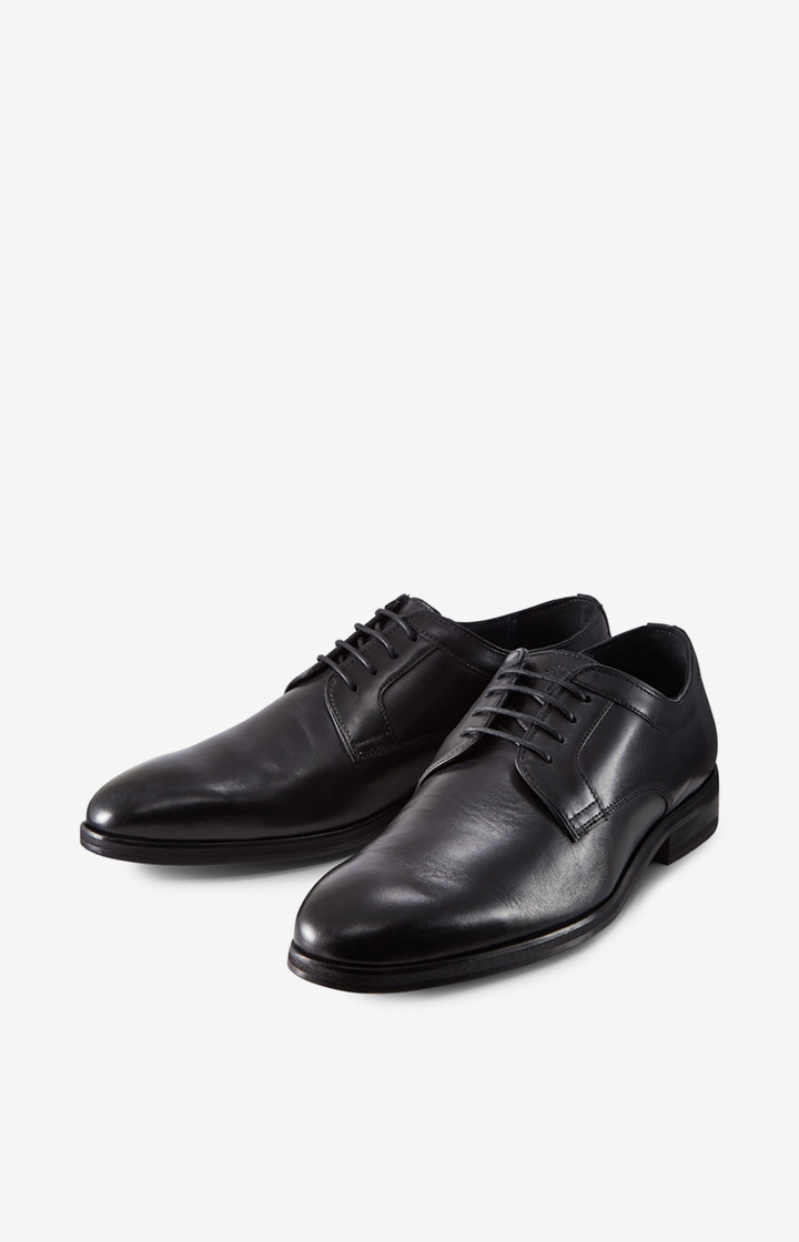 Derby Pero Kleitos in Schwarz
