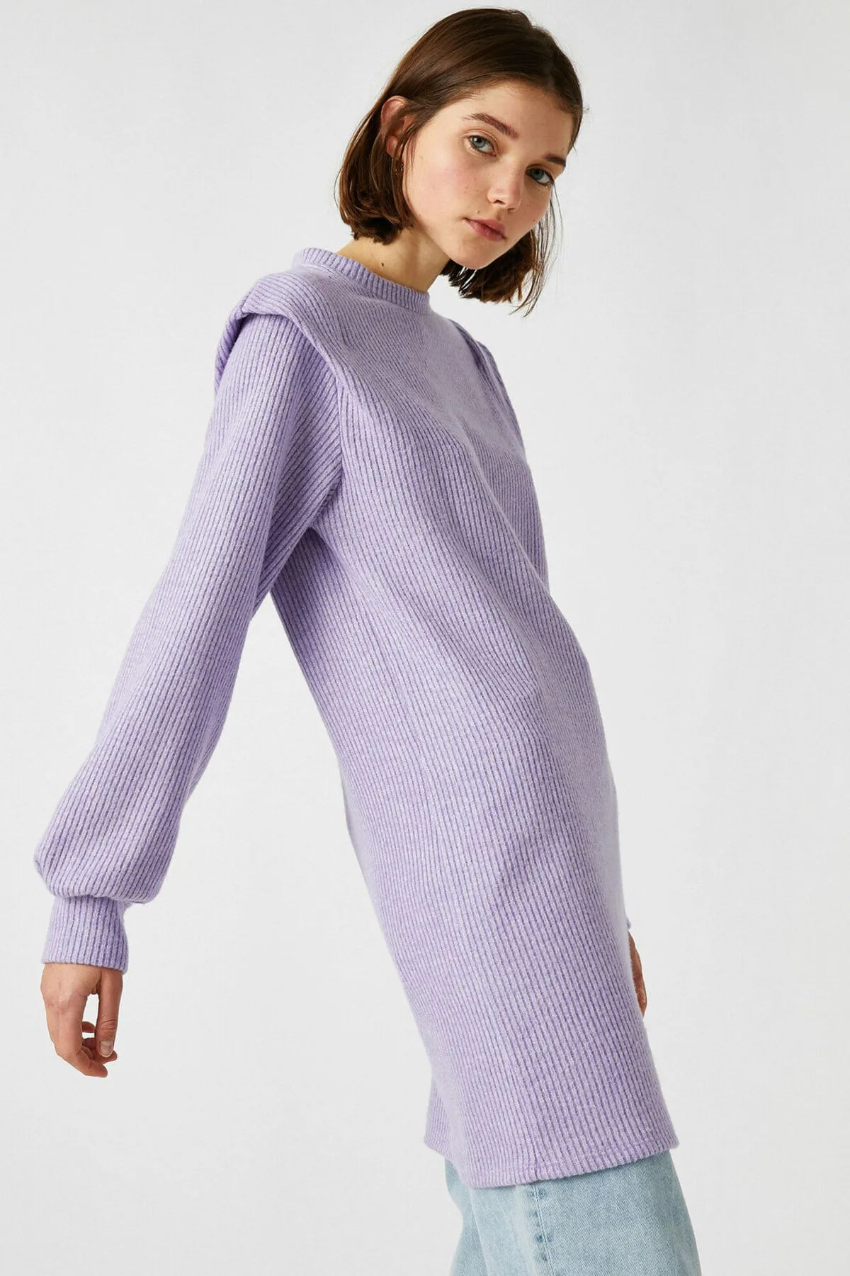 Koton  Lila Damen-Kurzkleid mit Rundhalsausschnitt und langen Ärmeln 1KAL88045IK
