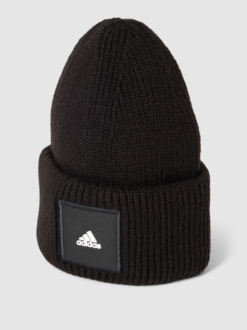 Beanie mit Label-Detail in schwarz