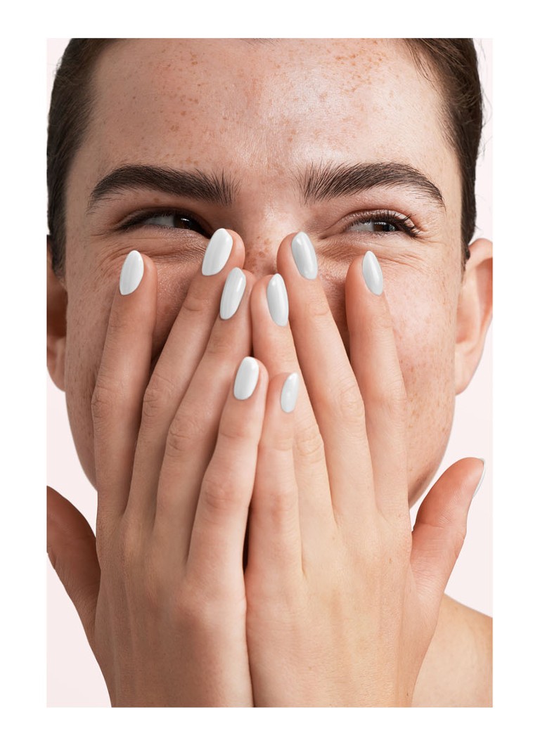Pink Gellac 319 Decent White - nagu laka