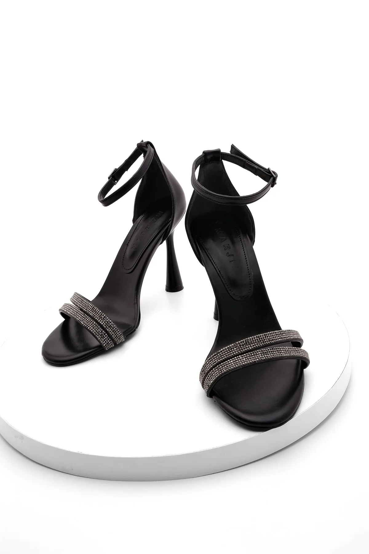 Marjin  Damen Abendschuhe mit Steinen, Knöchelriemen, Absatz, Folez, Schwarz