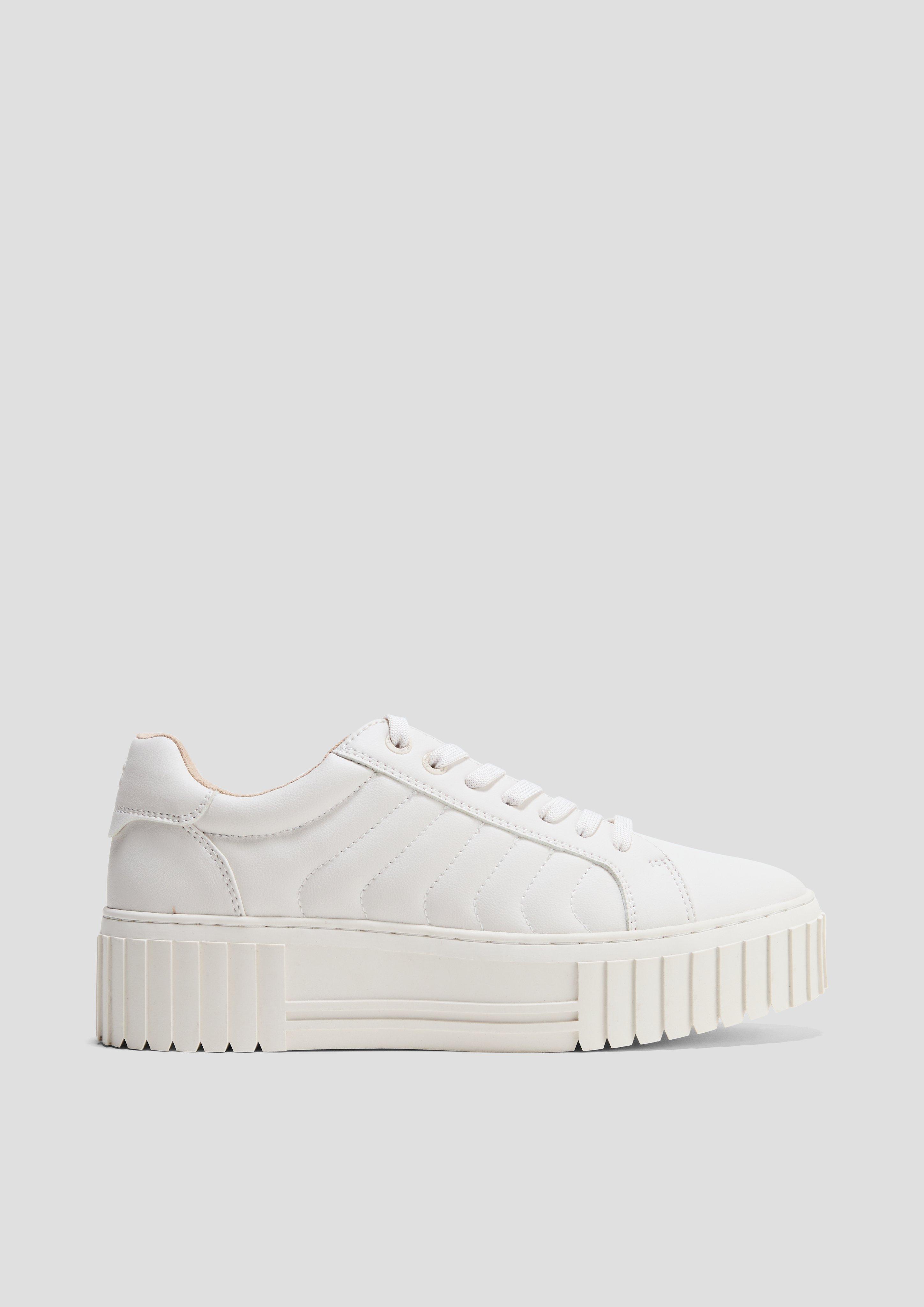 Plateausneaker mit Kontrastsohle  6008271-250