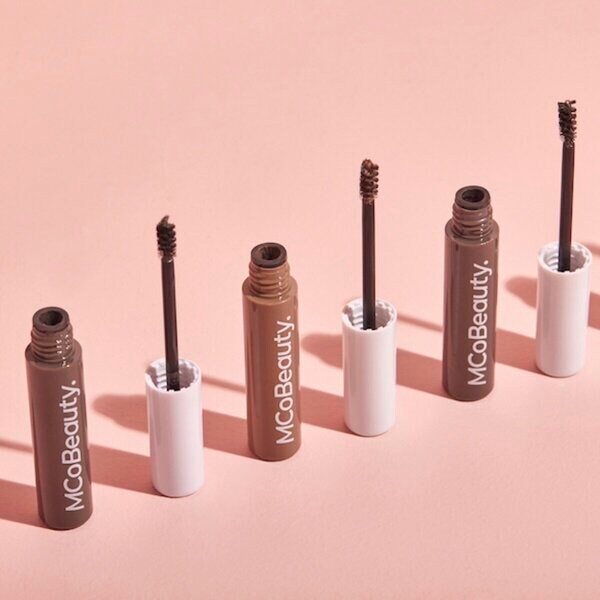 MCoBeauty Közepesen Barna Magic Brows Szemöldökceruza 3.5ml