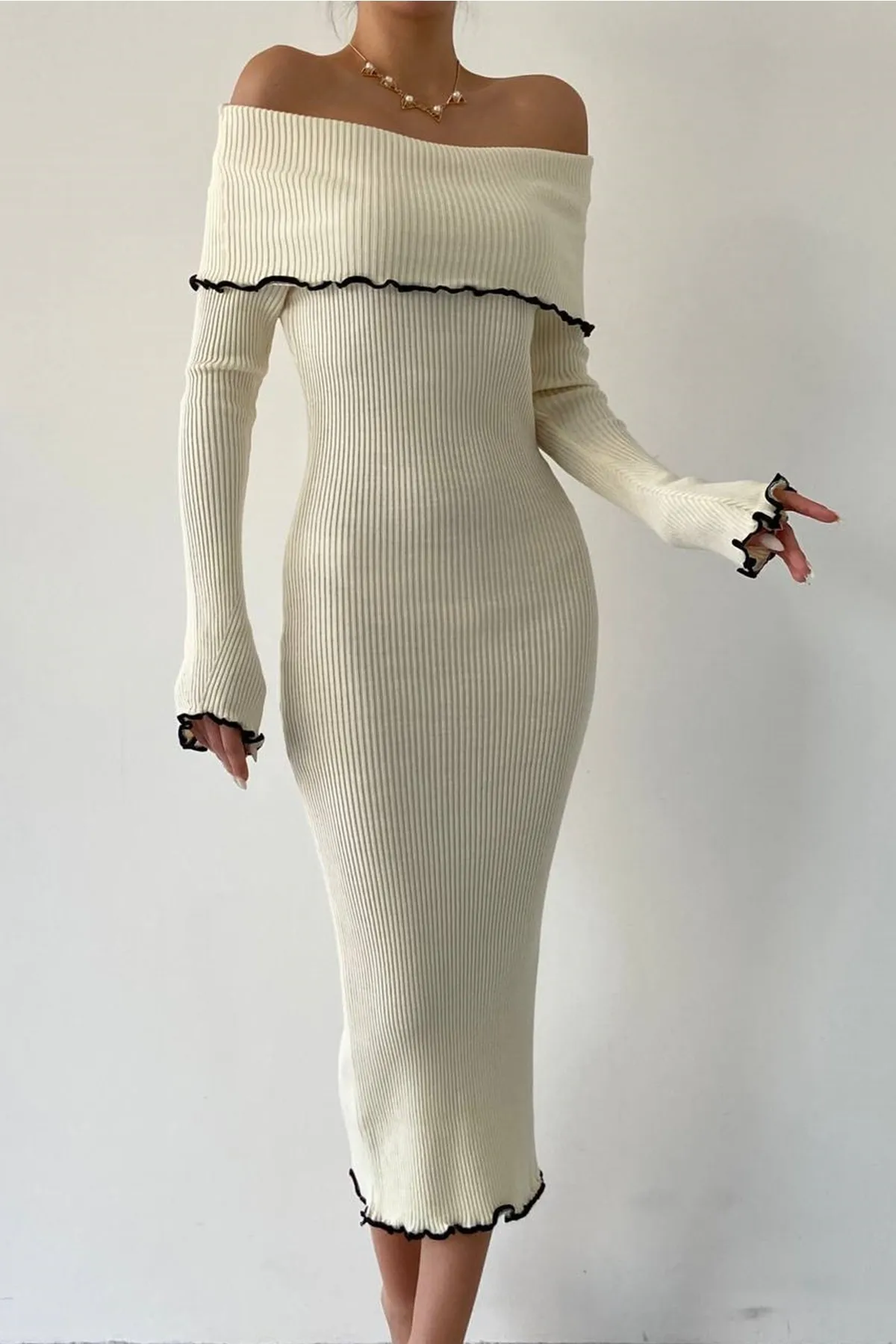 bayansepeti  Flexibler Strickstoff, Midi-Länge, trägerloser Kragen, lange Ärmel, Bleistiftdesign, beigefarbenes Strickkleid 175