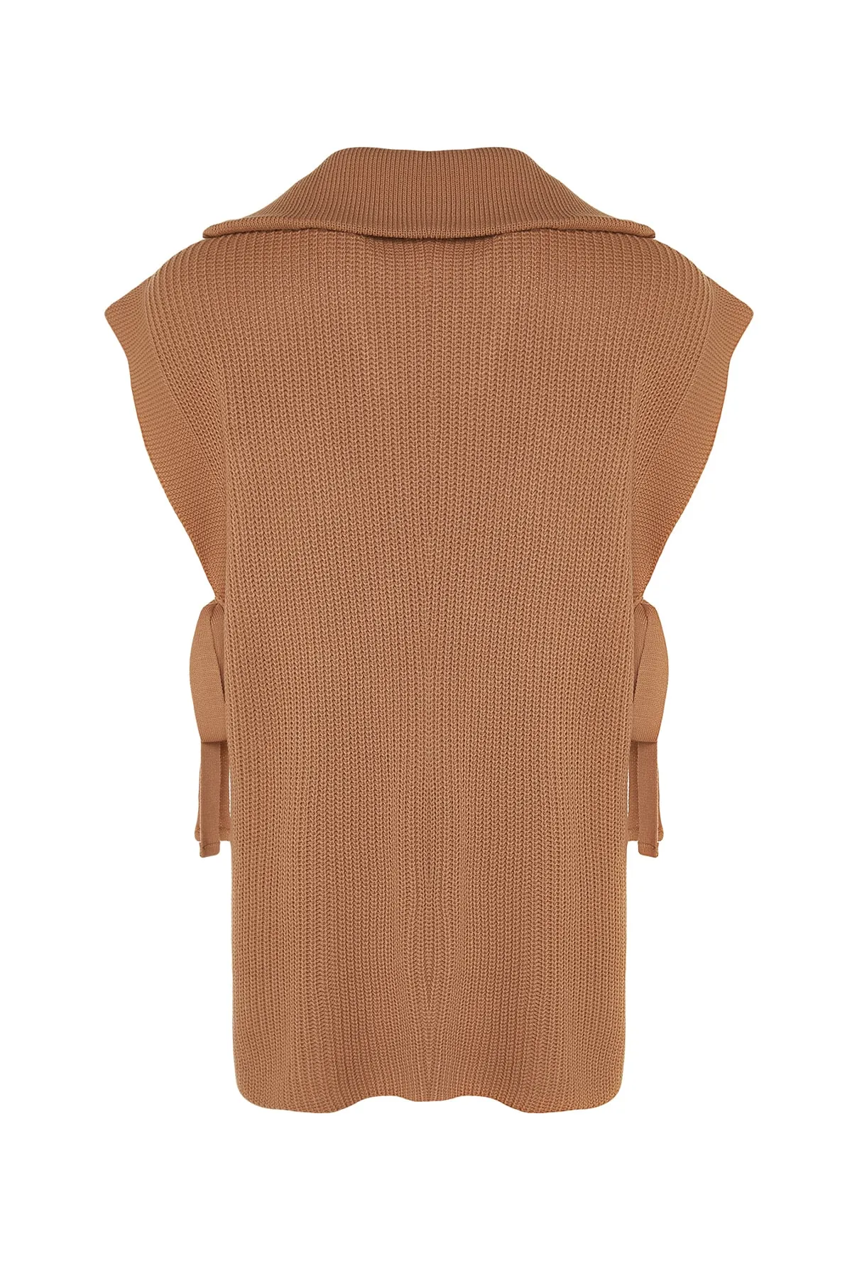 Trendyol Modest  Nerzfarbener Strickpullover mit Reißverschlusskragen und seitlichem Bindedetail TCTAW22UV0009