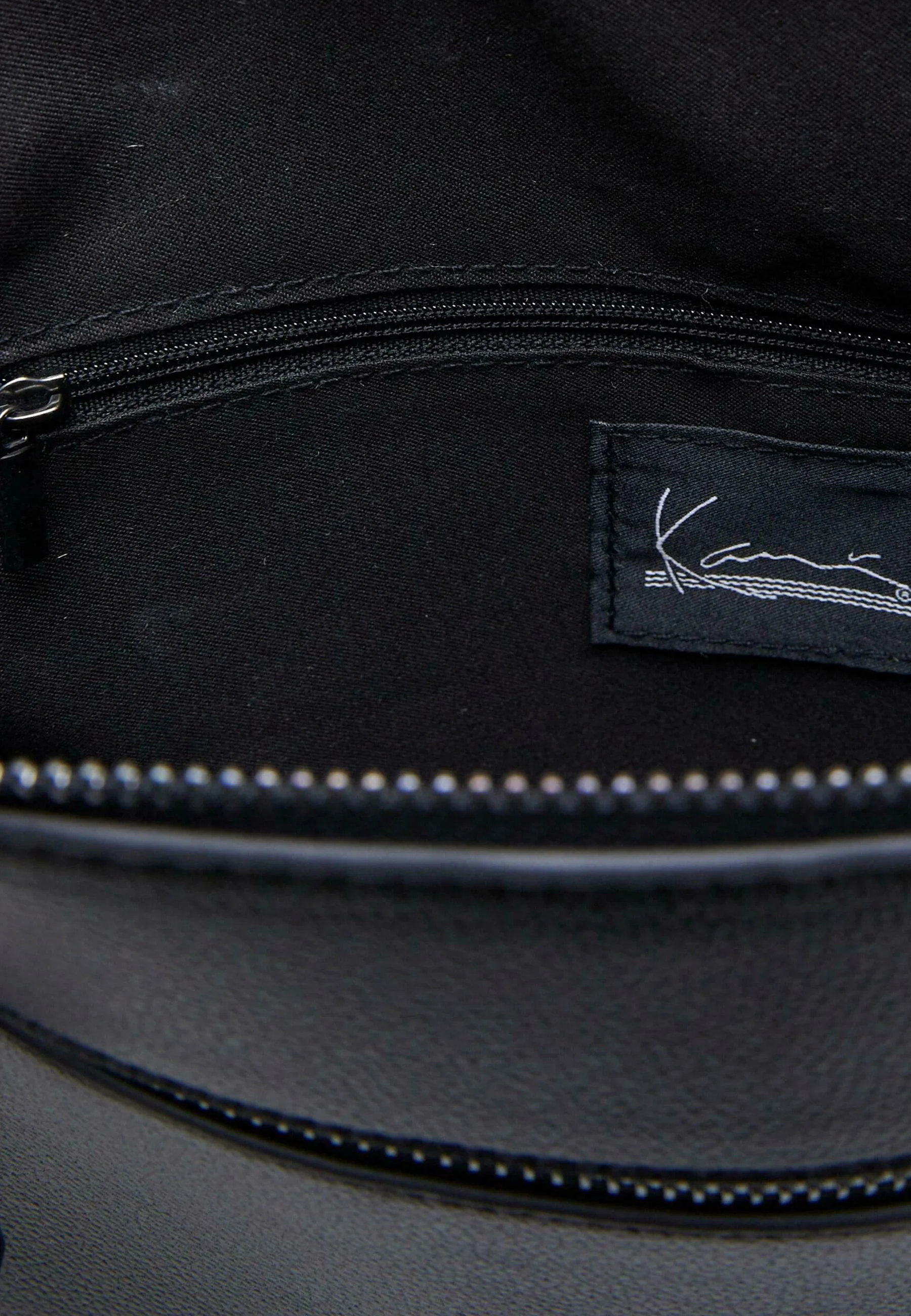 Bolso de hombro Karl Kani