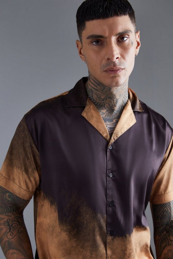 Kurzärmliges Oversize Satin-Hemd mit Farbverlauf