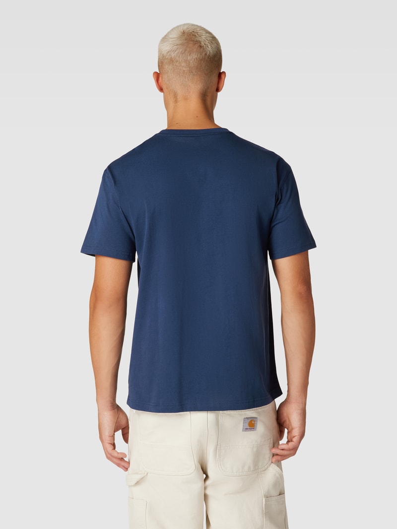 T-Shirt mit Rundhalsausschnitt und Label-Stitching in marineblau