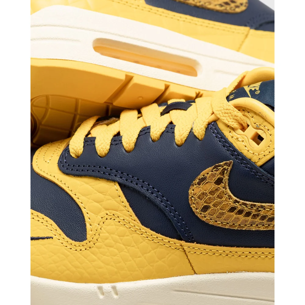 Nike Air Max 1 FJ5479-410 / blau