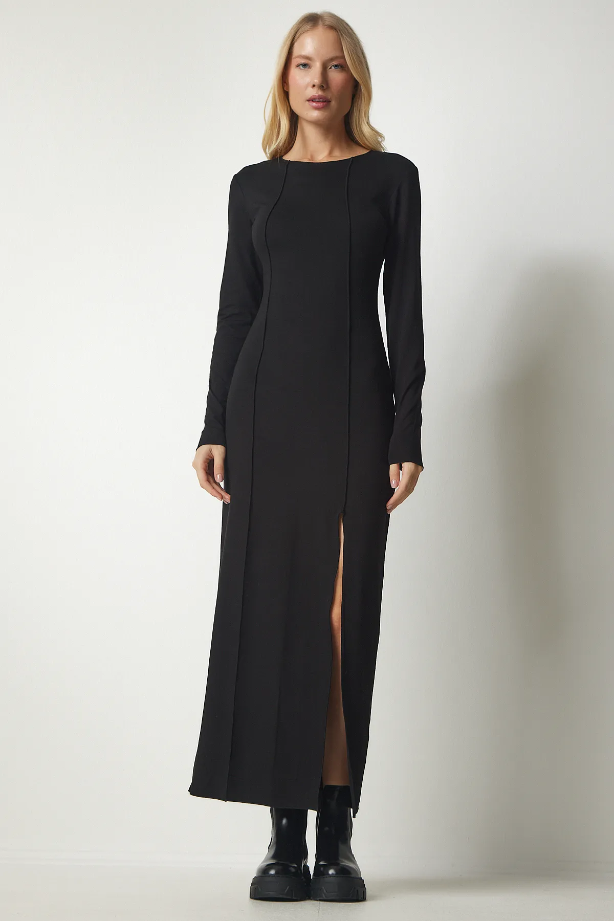 Happiness İstanbul  Schwarzes langes Viskosekleid mit Schlitz und Nähten für Damen UB00181